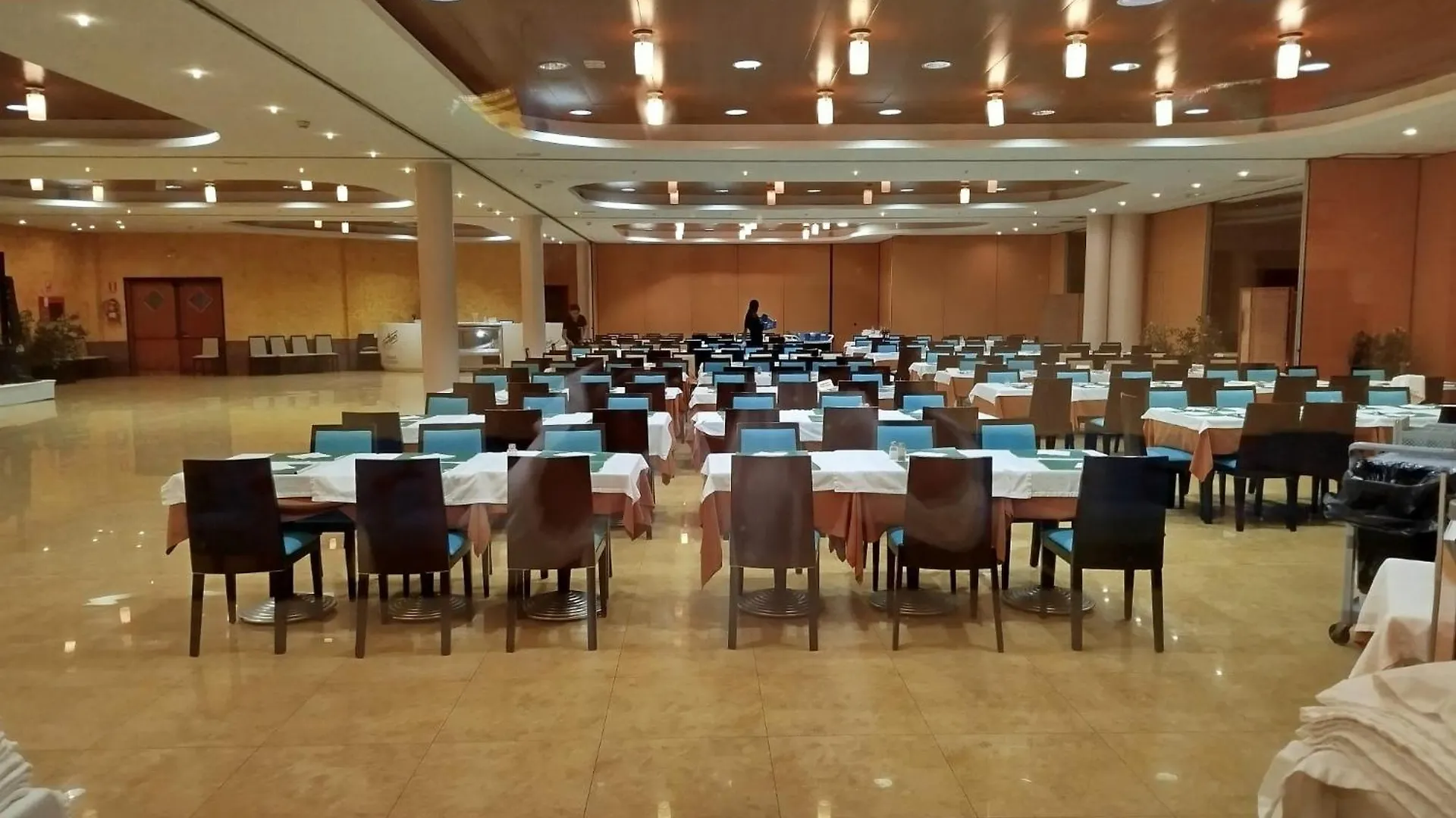 Hotel Blaucel 布拉内斯 4*,  西班牙