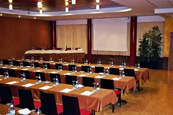 Hotel Blaucel 布拉内斯 4*,