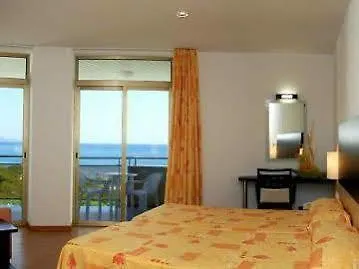 Hotel Blaucel 布拉内斯 4*,